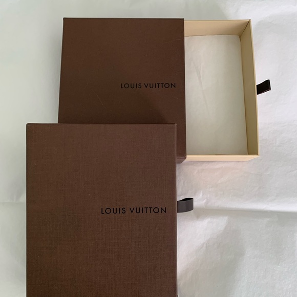 Authentic Louis Vuitton box - Picture 3 of 5